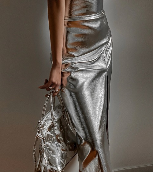 metal slit skirt (silver)